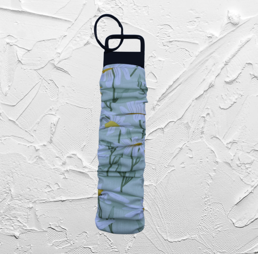Wristlet - Green daisy