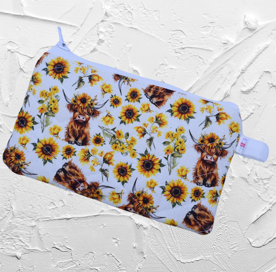 On the go pouch - Highland cow