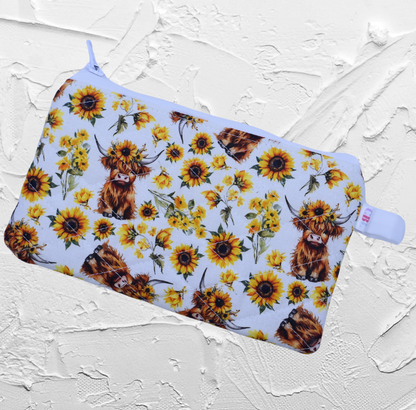 On the go pouch - Highland cow