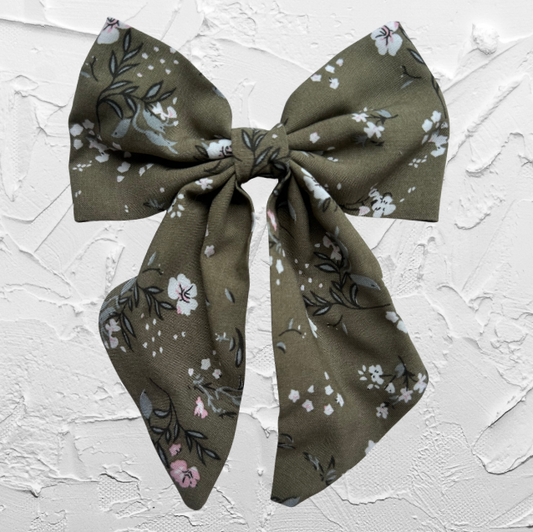 Hair bow - sage bloom